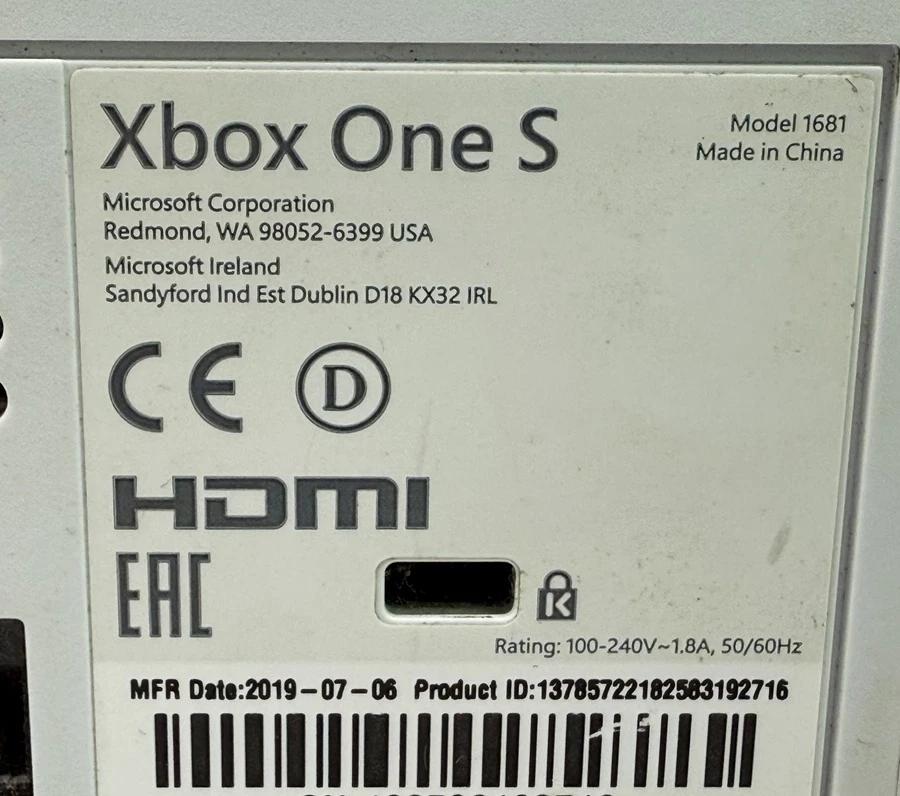 konsola-microsoft-xbox-one-s-1-tb-wersja-konsoli-130591-2