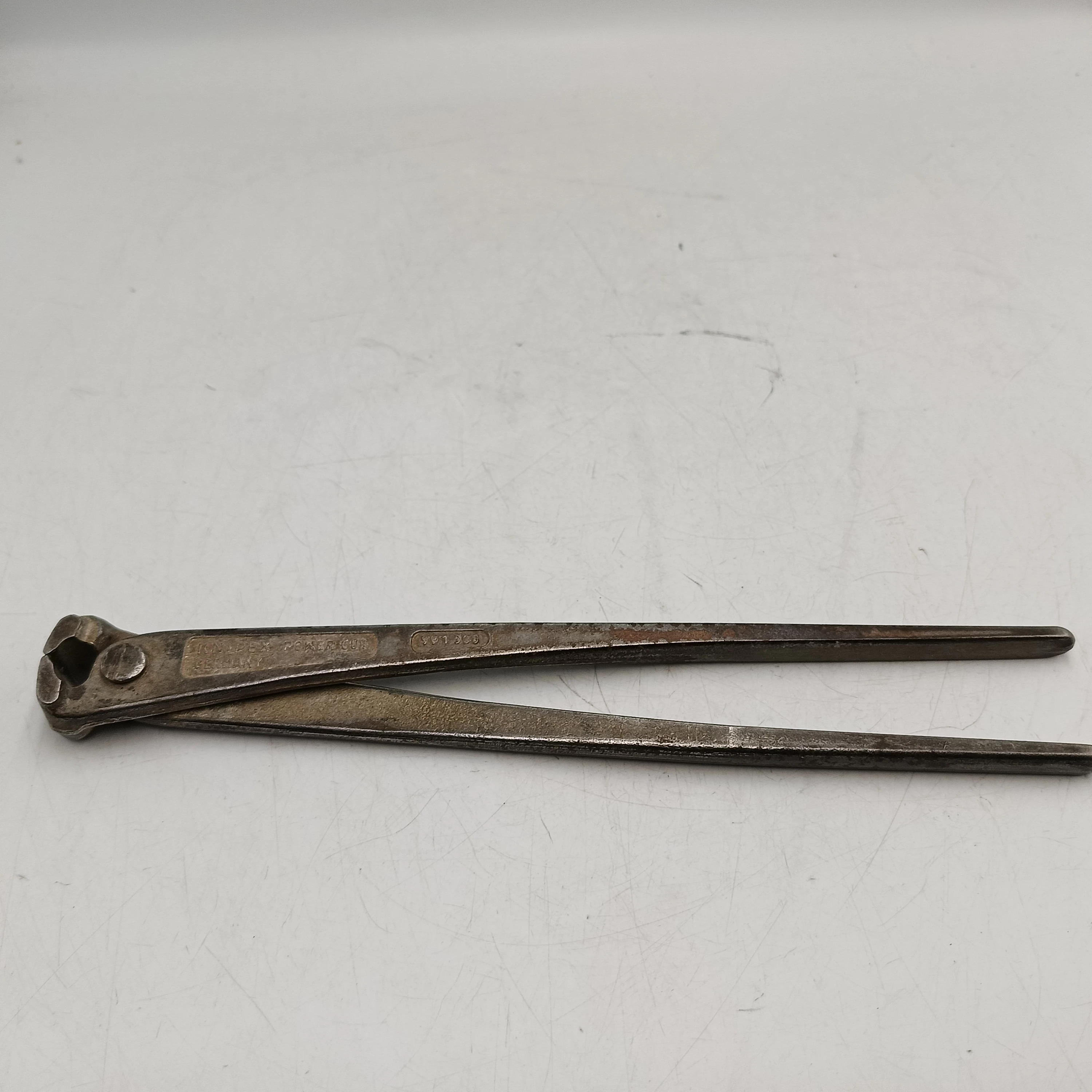 obcegi-zbrojarskie-knipex-991300-slowackiego-17-katowice