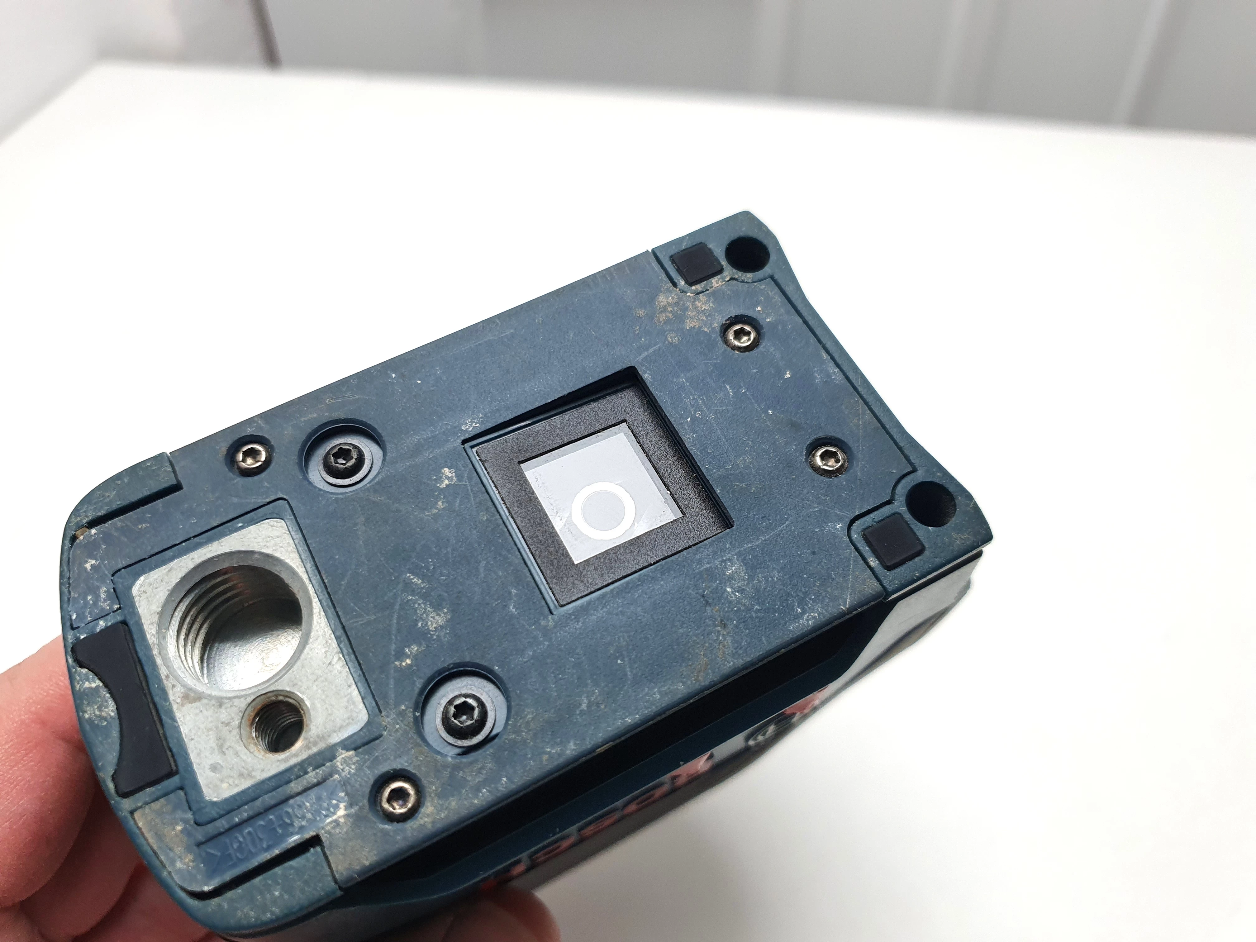 laser-krzyzowy-bosch-gcl-2-15-liczba-wiazek-lasera-4