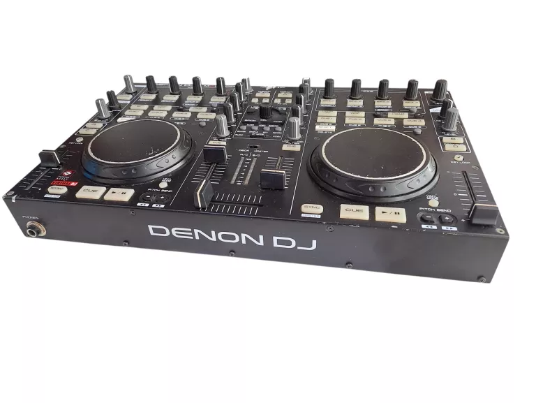 DENON DN-MC3000 DJ CONTROLLER