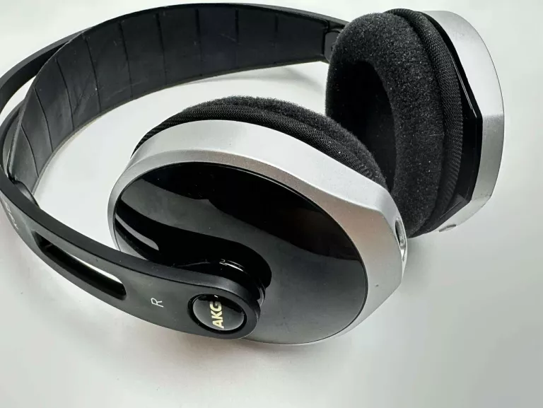 SŁUCHAWKI AKG K915
