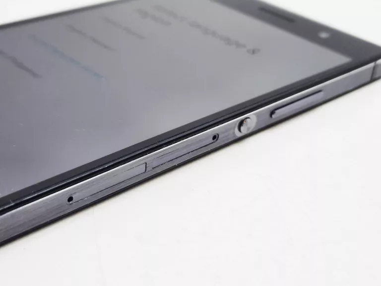 TELEFON HUAWEI P7 L-10