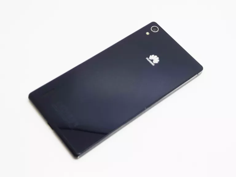 TELEFON HUAWEI P7 L-10