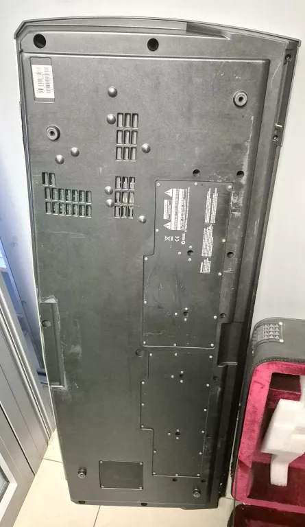 KLAWISZE ROLAND E80 V2