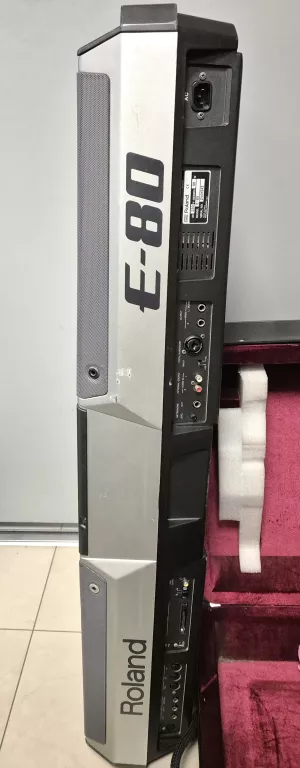 KLAWISZE ROLAND E80 V2