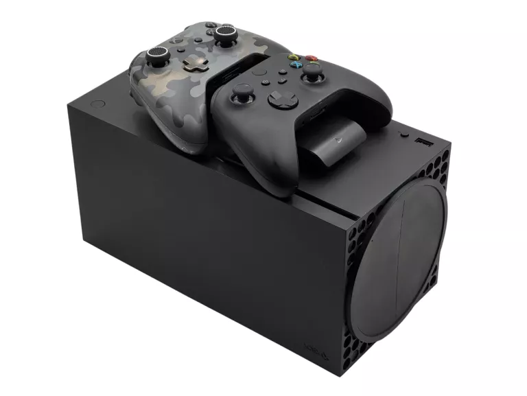 KONSOLA MICROSOFT XBOX SERIES X MODEL 1882 1TB + 2X PAD - GW 03.2026R