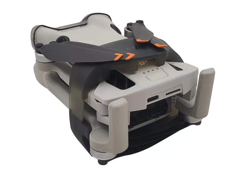 DRON DJI MINI 4 PRO FLY MORE COMBO (RC4) 4K HDR GPS 249G - GW 09.2026R