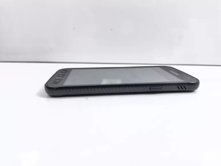SMARTFON SAMSUNG GALAXY XCOVER 4 2 GB / 4 GB 3G CZARNY