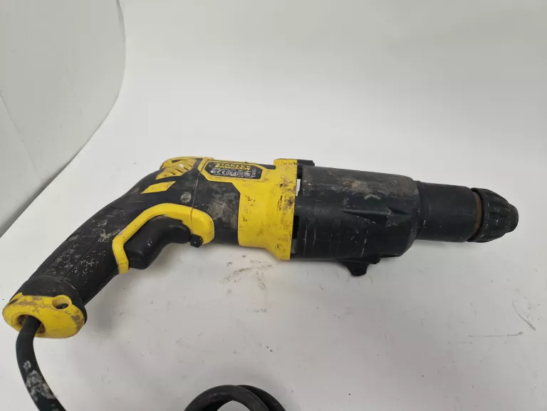 MŁOTOWIERTARKA STANLEY FME500 WALIZKA