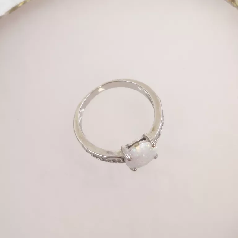 srebrny-pierscionek-z-opalem-315g-925-r15-marka-226434-1704211