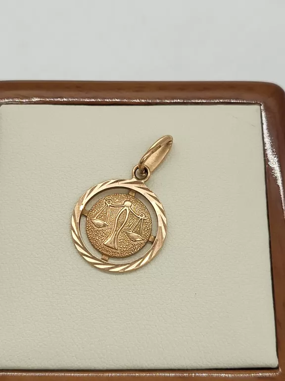 zlota-zawieszka-waga-261g585-rodzaj-2205-2