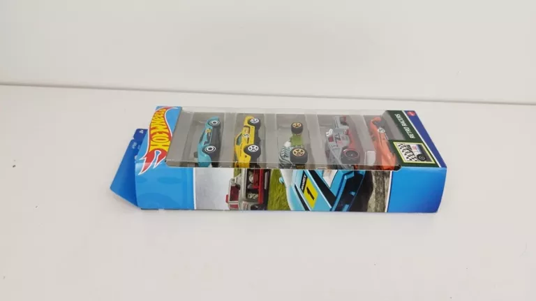 SAMOCHODY HOT WHEELS RETRO RACERS HTV50 5-PAK