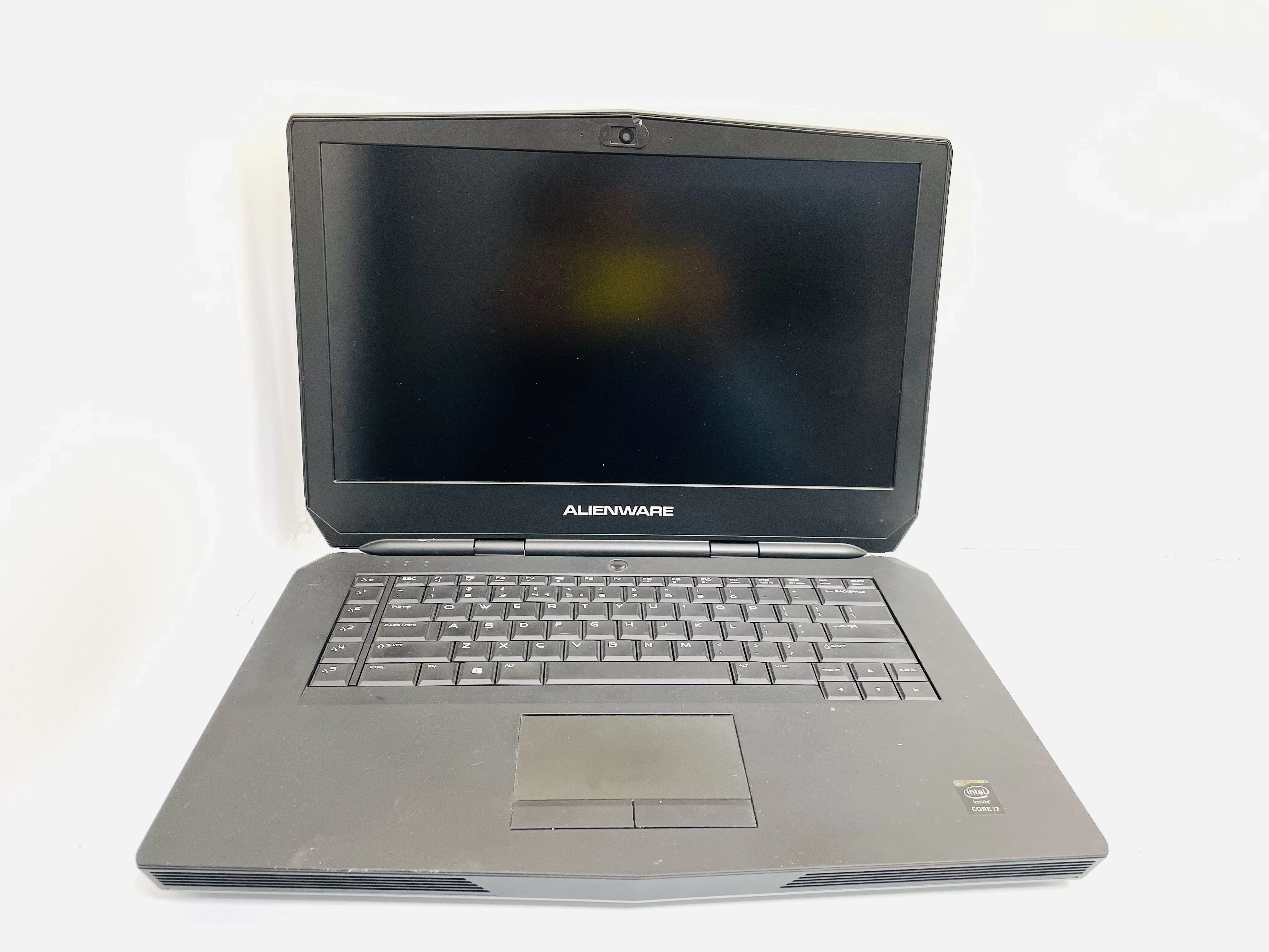 laptop-dell-alienware-15-p42f-16-gb-ram-2xssd-256gb-i7-gtx970m-stan-11323-2