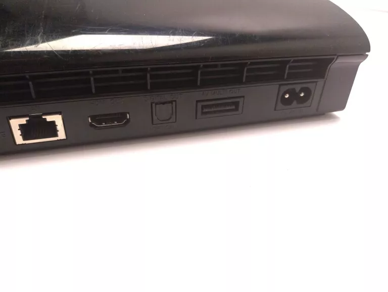 KONSOLA PS3 SUPERSLIM 500GB + PAD, OKABLOWANIE GRY KONTROLERY
