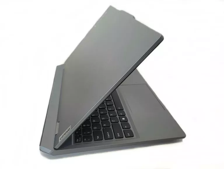 LAPTOP LOQ 15IAX9 DYSK SSD 512GB/16 GB RAM RTX 3050 INTELCORE I5