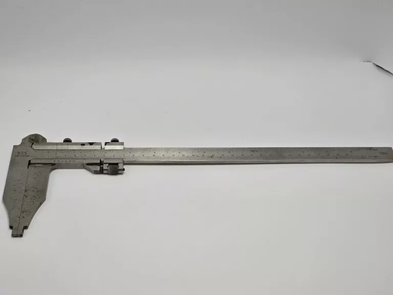 SUWMIARKA NONIUSZOWA TRADYCYJNA 300 MM [250606004]