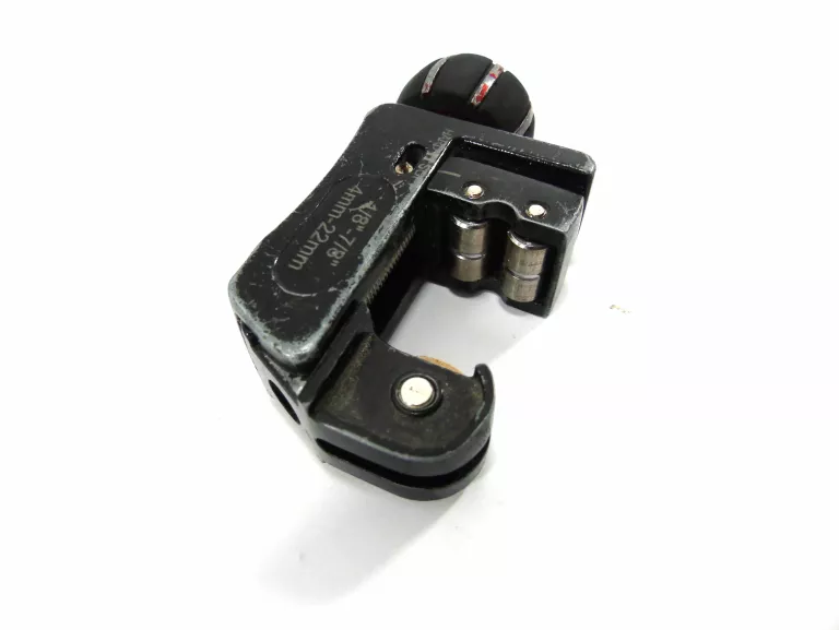 NÓŻ, OBCINARKA DO RUR BLACK DIAMONDM 4-22MM