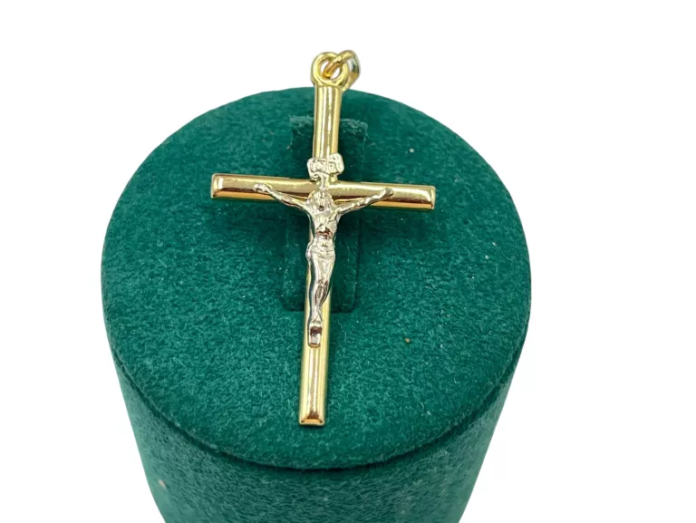 ZŁOTY KZYŻYK Z BIAŁYM ZŁOTEM Z WIZERUNKIEM JEZUSA WG:1,28GR, DŁ:3,5CM,P:58