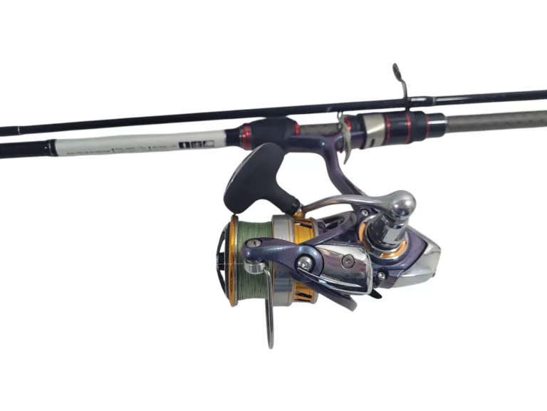WEDKA DAIWA SILVER CREEK 235CM 5-21G + KŁOWROTEK DAIWA REGAL LT 3000D-C