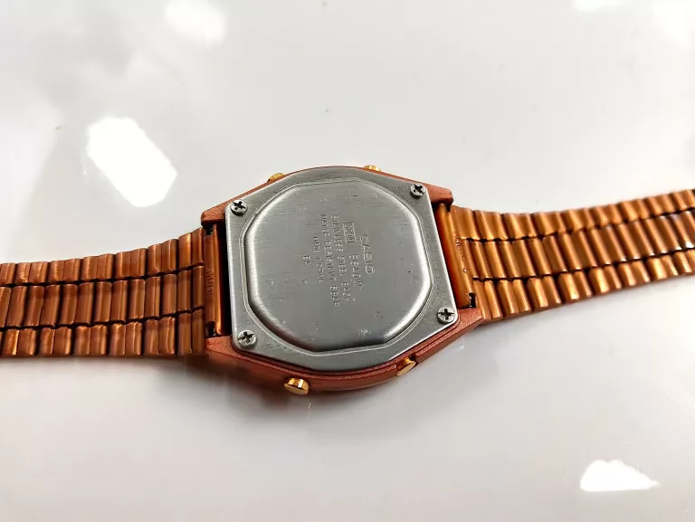 ZEGAREK DAMSKI CASIO VINTAGE MAXI GLITTER FACE