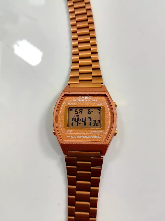 ZEGAREK DAMSKI CASIO VINTAGE MAXI GLITTER FACE