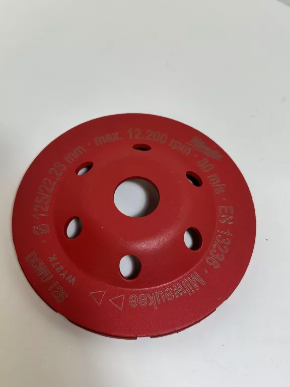 TARCZA DIAMENTOWA MILWAUKEE 4932451186 DCWU 125