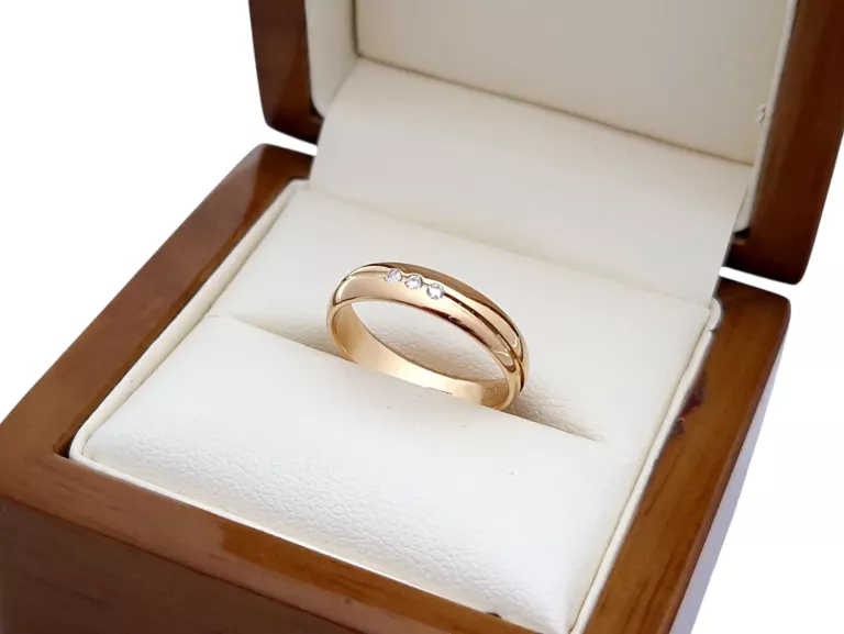 zloty-pierscionek-obraczka-z-brylantami-228g-585-14k-r9-004ct-3szt-dubois-4a-lok5-bialystok