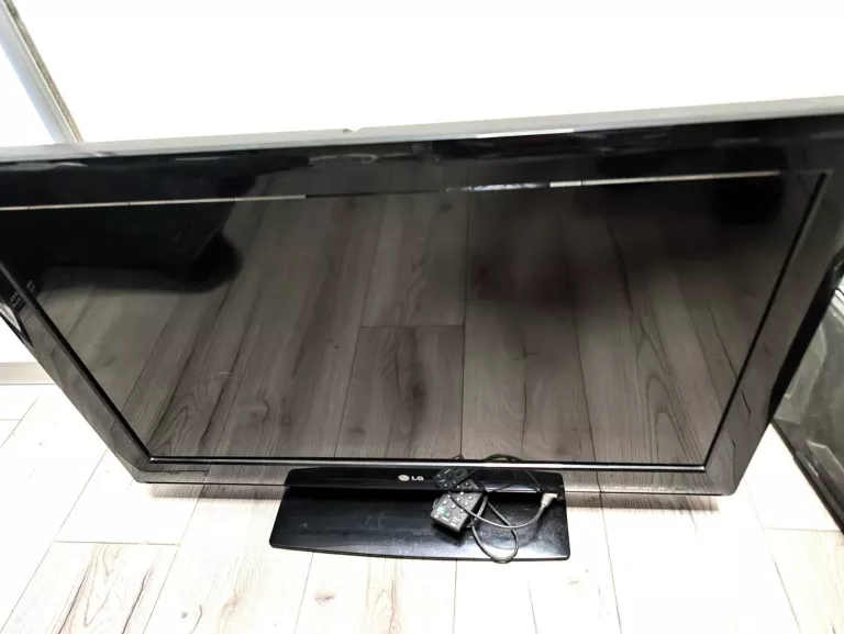 TELEWIZOR LG 32LS3400 +PILOT