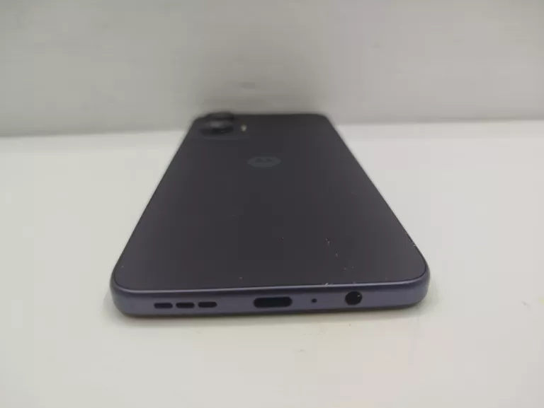 TELEFON MOTOROLA MOTO G35 5 G