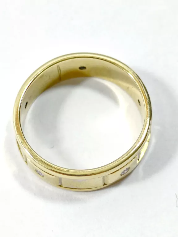 OBRĄCZKA Z 5 BRYLANTAMI 0,08CT 750 5,26G R.14