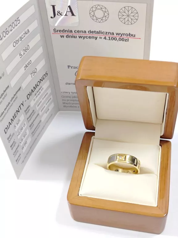 OBRĄCZKA Z 5 BRYLANTAMI 0,08CT 750 5,26G R.14