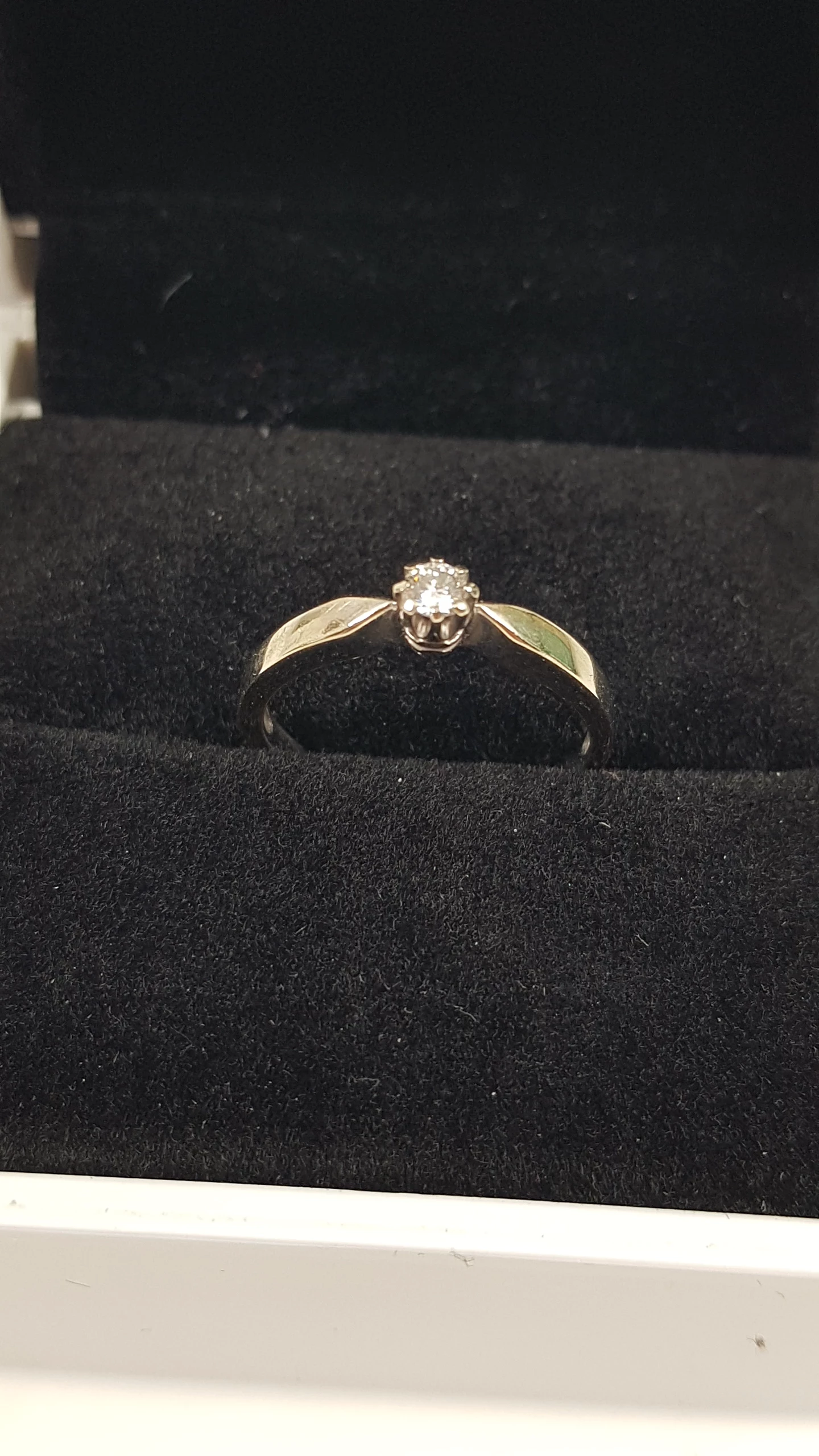 pierscionek-zareczynowy-bzloto-diament-245-011c-r15-marka-226434-315782