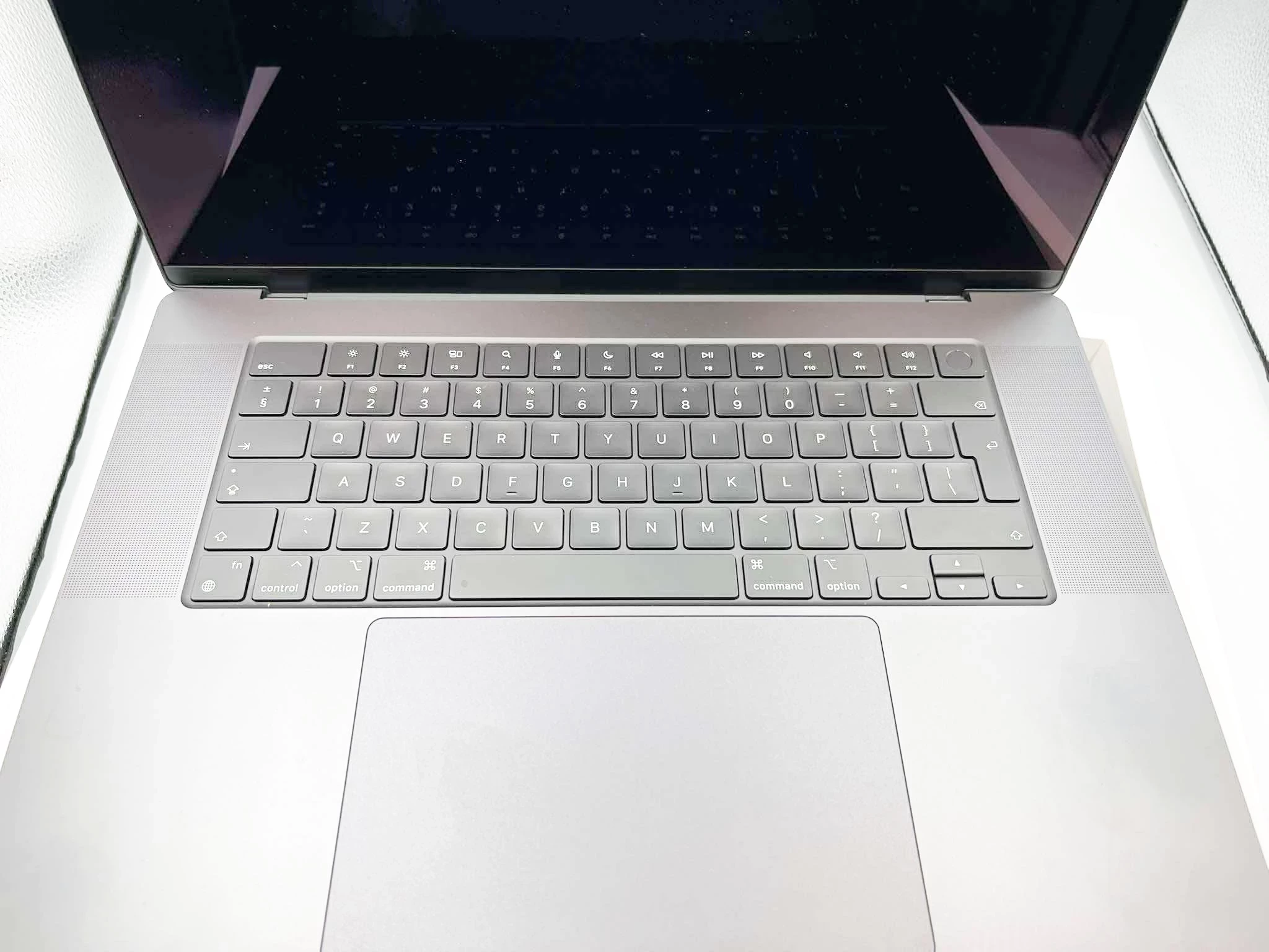 laptop-apple-macbook-pro-16-inch-m3-max-a2991-36gb1tb-rozdzielczosc-px-4474-1646668