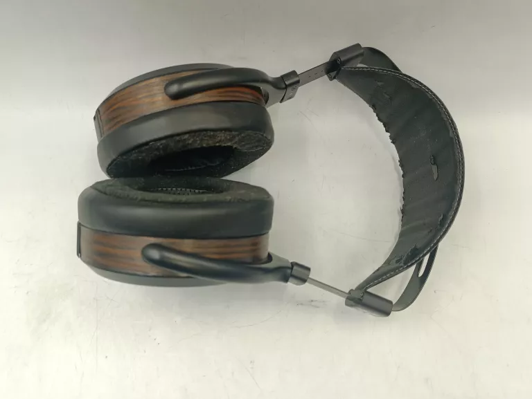 SŁUCHAWKI HIFIMAN HE-560 PUDEŁKO