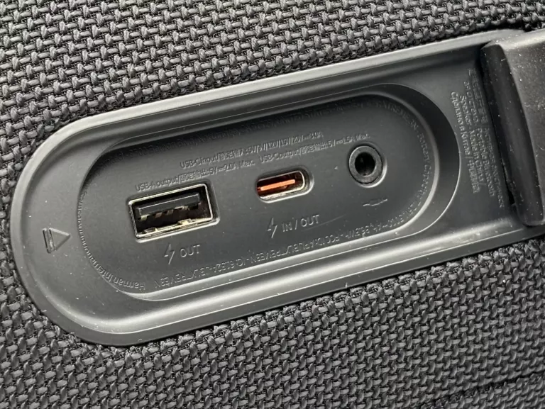 GŁOŚNIK PRZENOŚNY JBL XTREME 3 CZARNY 100W BLUETOOTH AUX + ZASILACZ