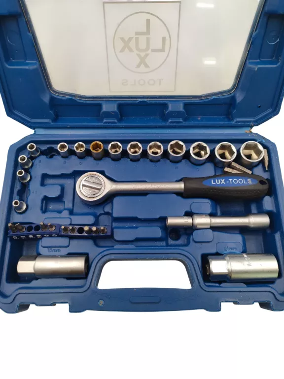 zestaw-narzedzi-lux-tools-klucz-grzechotka-i-nasadki-ean-gtin-4007875456716