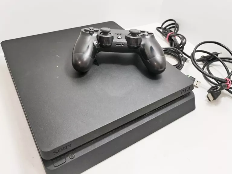 KONSOLA PS4 SLIM + PAD