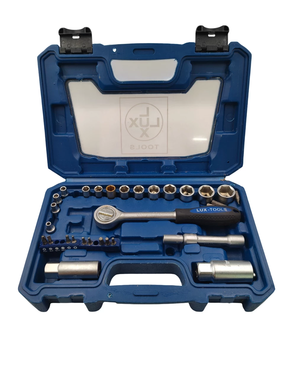 zestaw-narzedzi-lux-tools-klucz-grzechotka-i-nasadki-wlotowa-5b-krakow