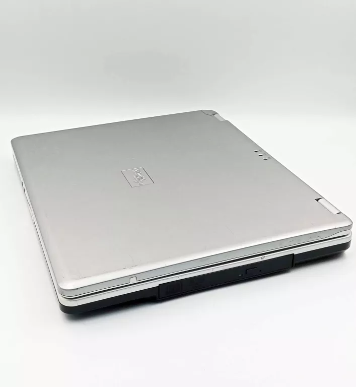 LAPTOP RETRO SIMENS FUJITSU AMILO K7600 WINDOWS XP PROFFESIONAL + ZASILACZ