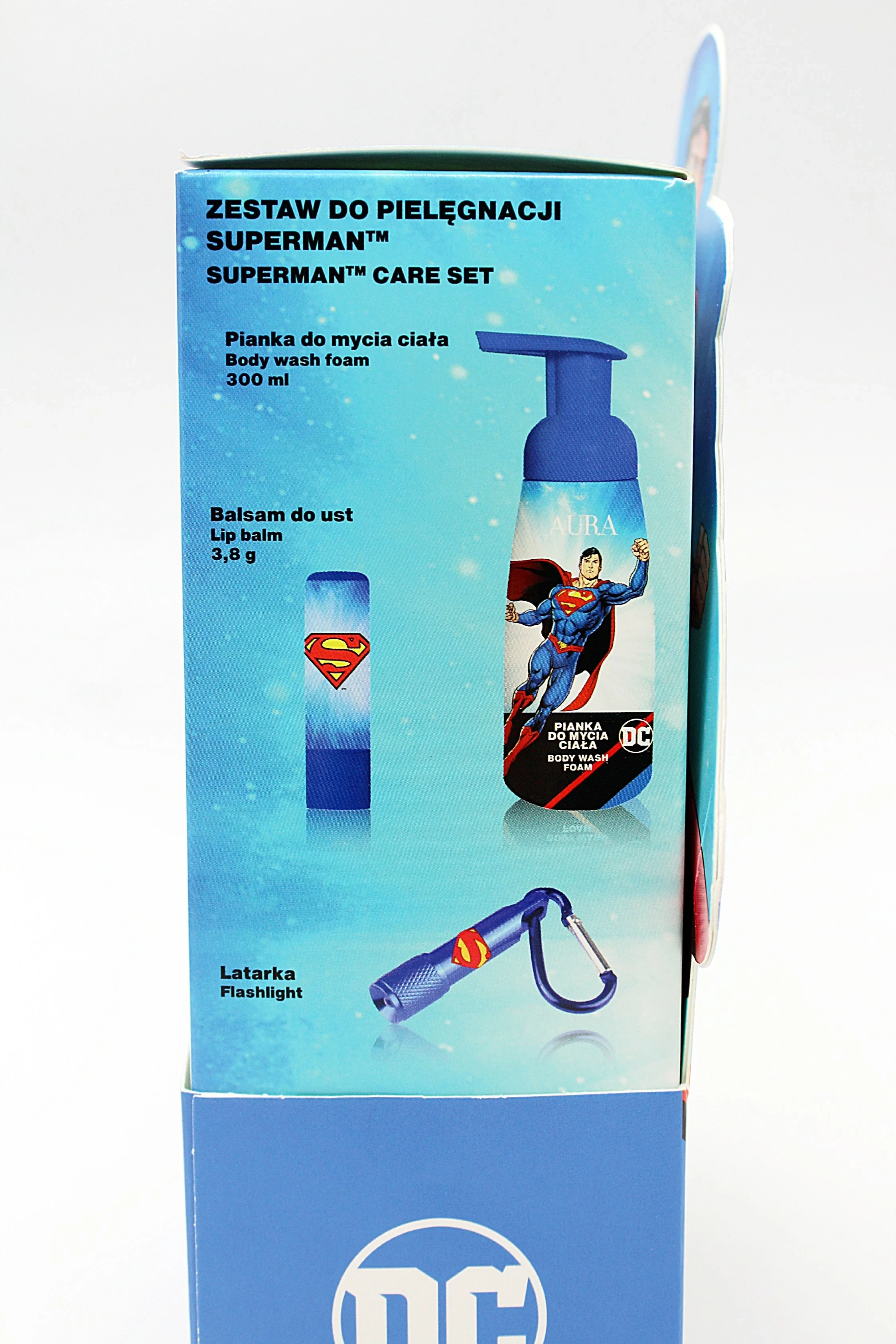 zestaw-do-pielegnacji-ciala-i-ust-superman-z-latarka-ean-gtin-5904917436394