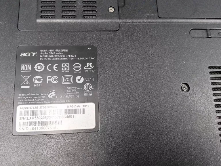 LAPTOP ACER ASPIRE 5742 SERIES PEW71 2GB/500GB HDD + ZASILACZ + KLAWIATURA