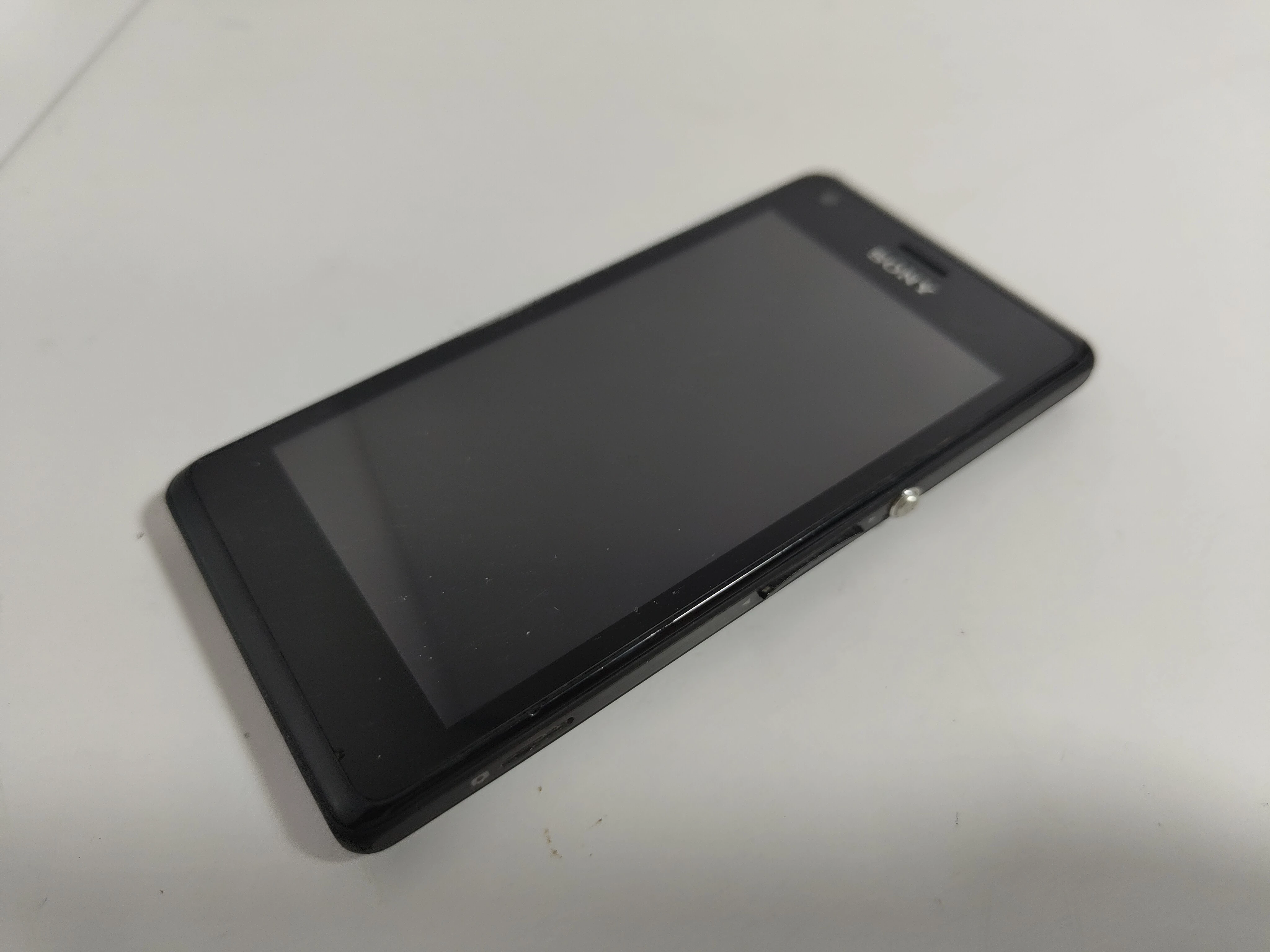 telefon-sony-xperia-m-ean-gtin-0095673855934