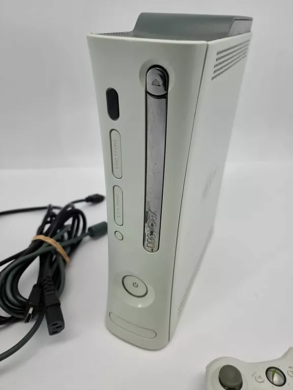 KONSOLA XBOX 360 60GB