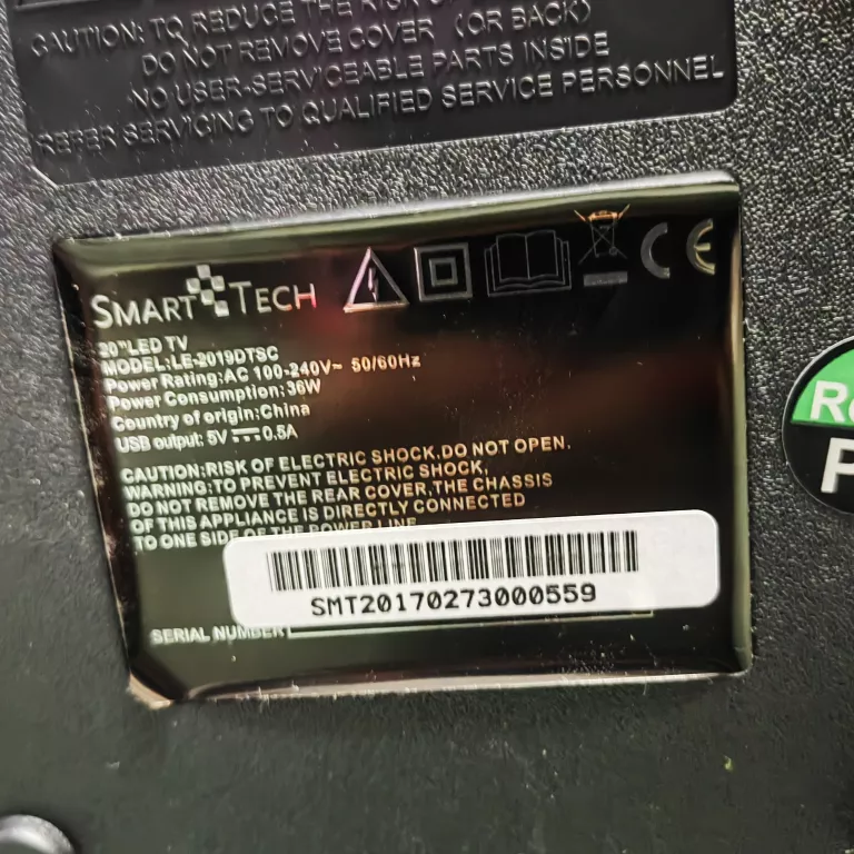 TELEWIZOR SMART TECH LE-2019DTCS 20" W KARTONIE