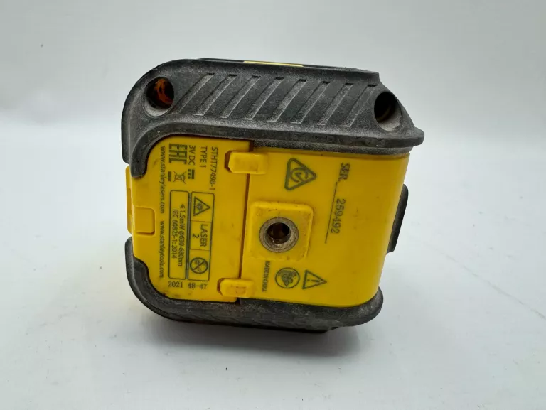 LASER KRZYŻOWY STANLEY CUBIX STHT77498 1