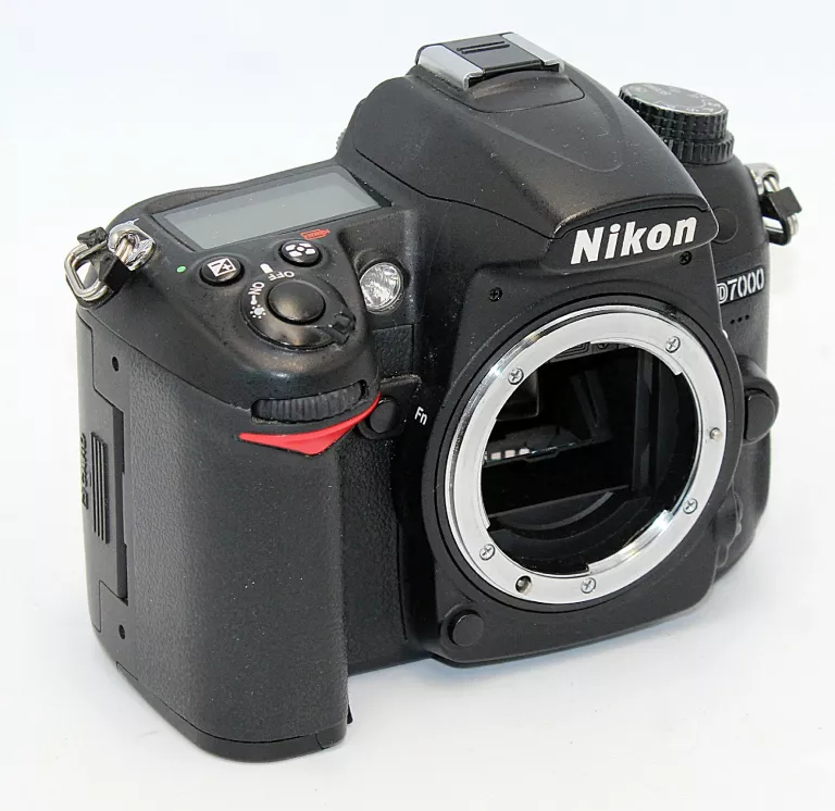 lustrzanka-nikon-d7000-korpus-162-mpix-cmos-glogowska-160-poznan