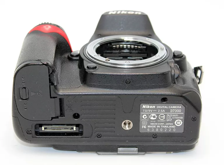 lustrzanka-nikon-d7000-korpus-162-mpix-cmos-jakosc-video-206962-228946