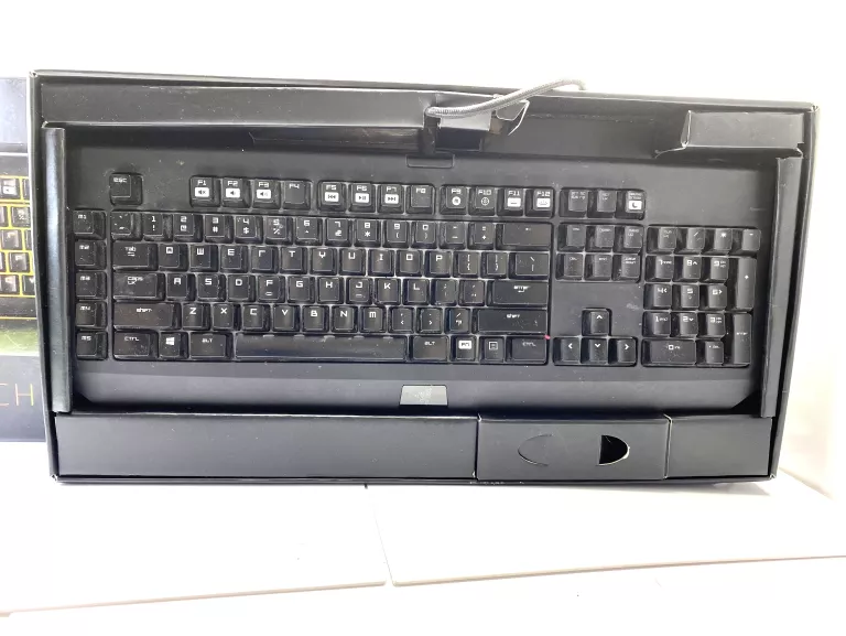 klawiatura-razer-blackwidow-chroma-stan-11323-2