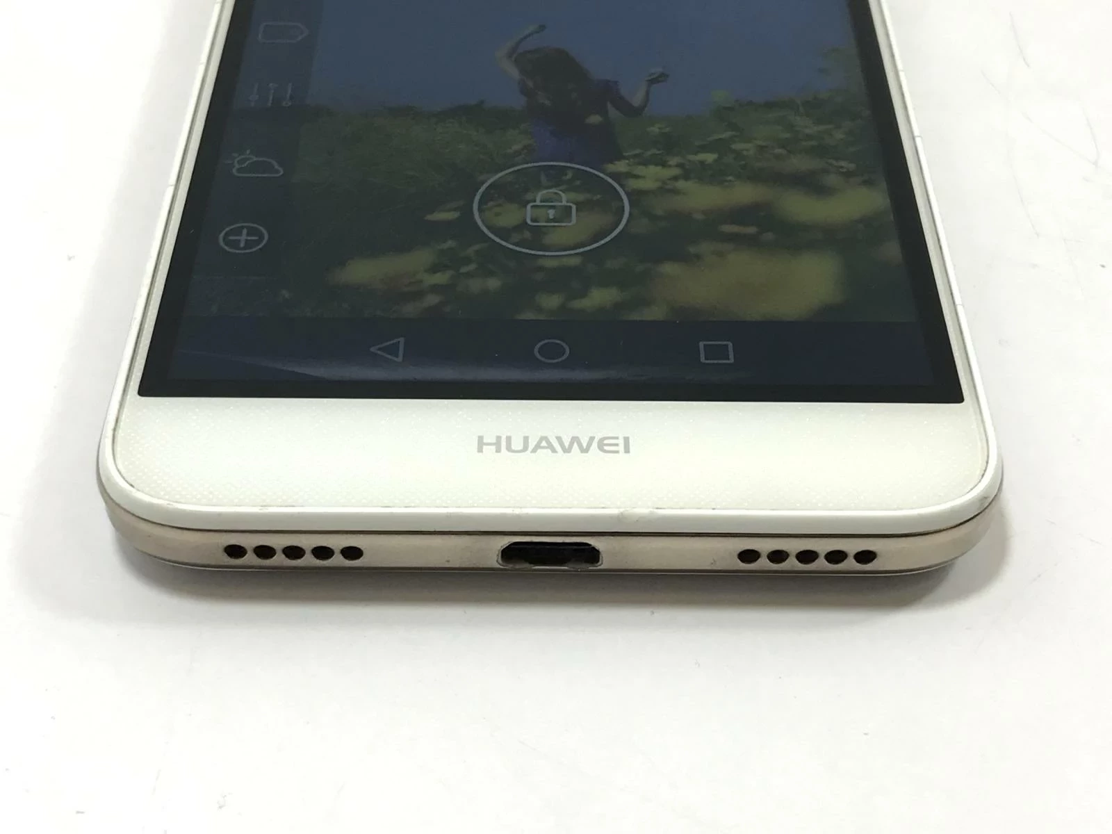 telefon-huawei-scl-l01-stan-11323-2