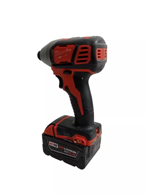 ZESTAW 4 NARZĘDZI MILWAUKEE + 2 AKU M18 I ŁADOWARKA